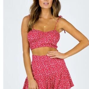 NEW Princess Polly Carly Red Floral Baby Doll Top Women's Size 6/Medium